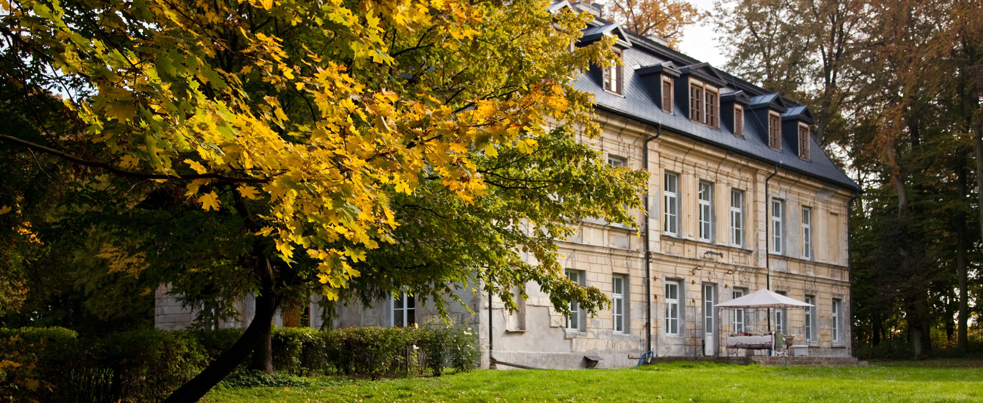 Historic preservation at the Palace in Nakło.